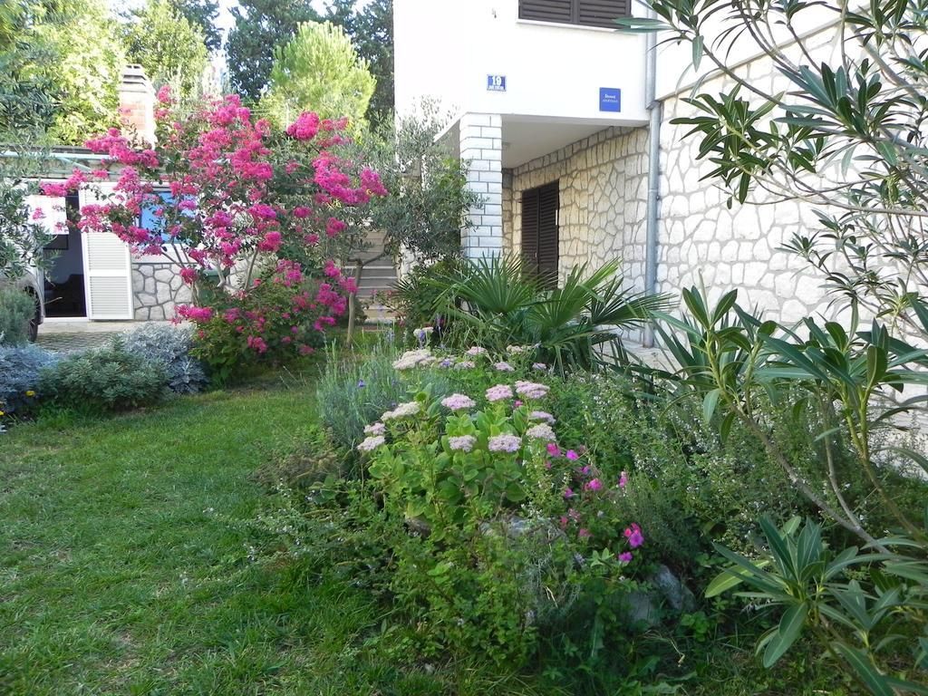 Apartments Katalenić Selce Bagian luar foto