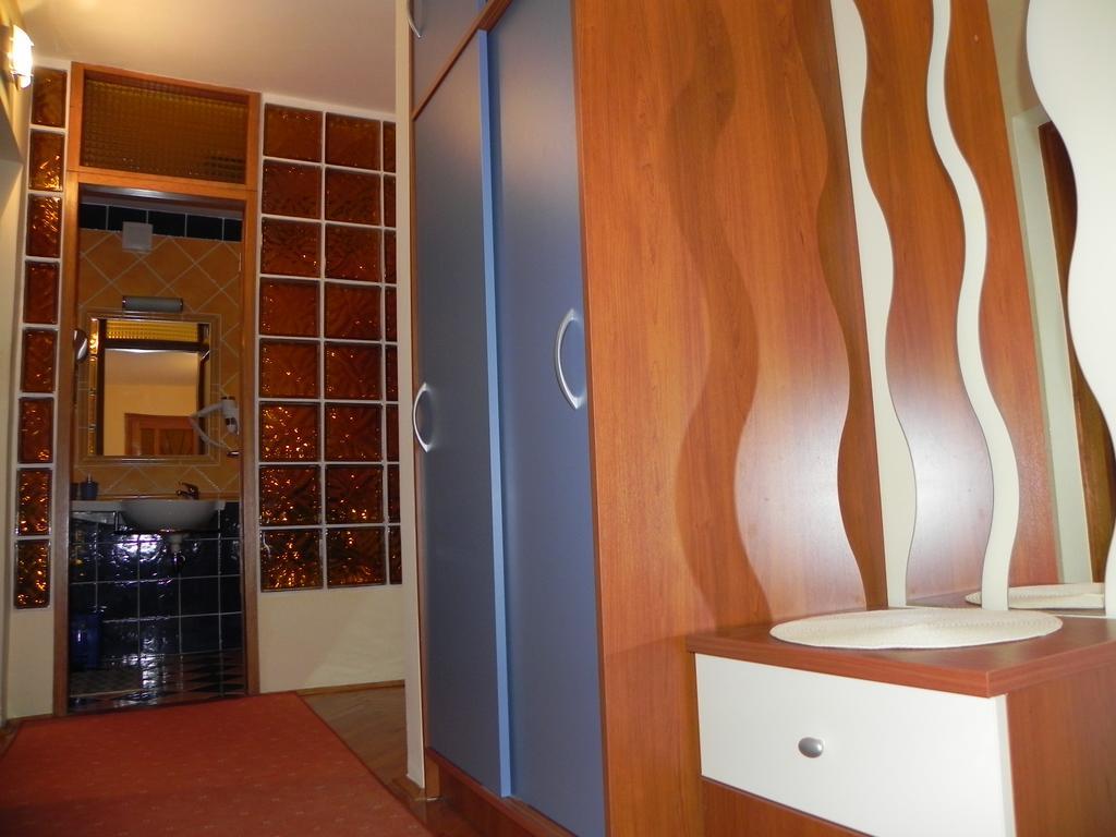Apartments Katalenić Selce Bagian luar foto