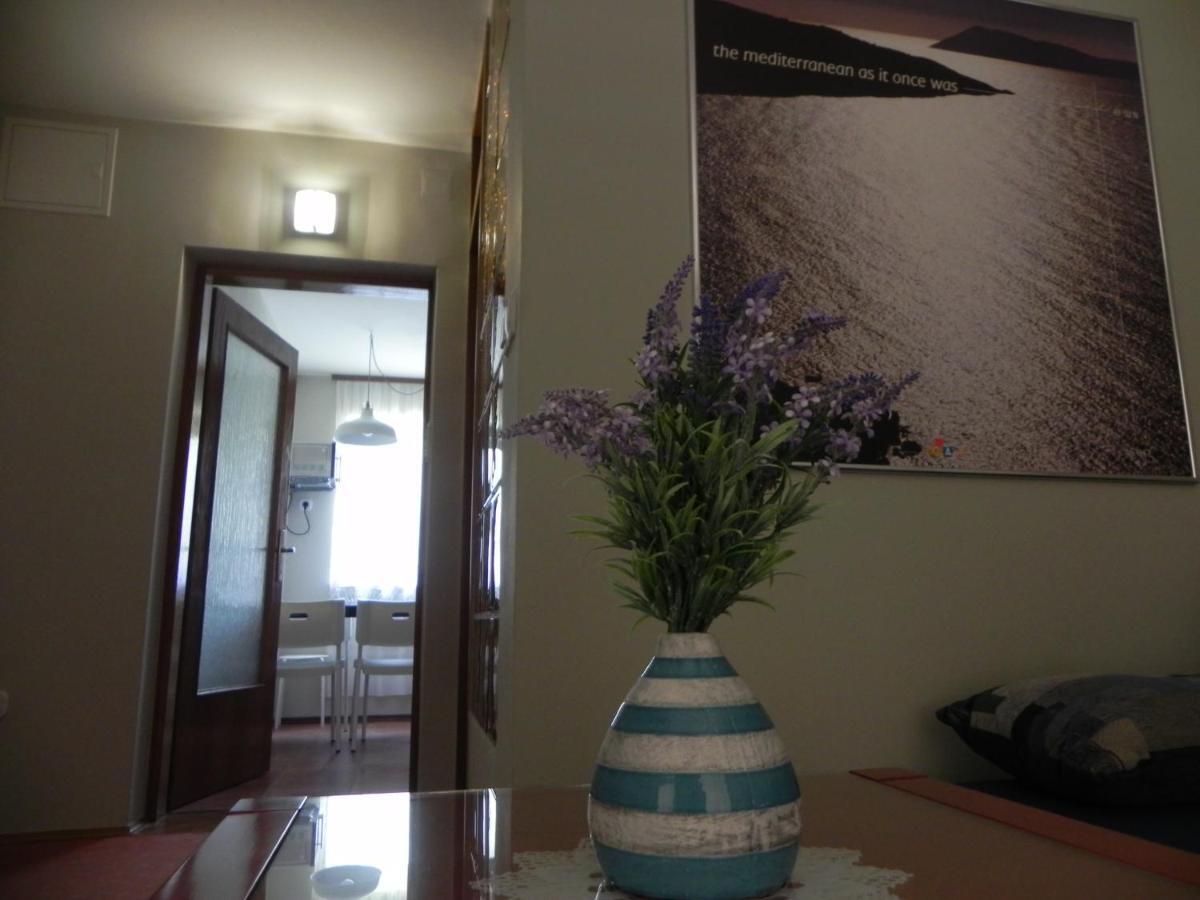 Apartments Katalenić Selce Bagian luar foto